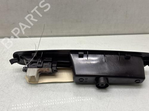 right-rear-window-switch-renault-kadjar-ha_-hl_-2015-33711357 main image