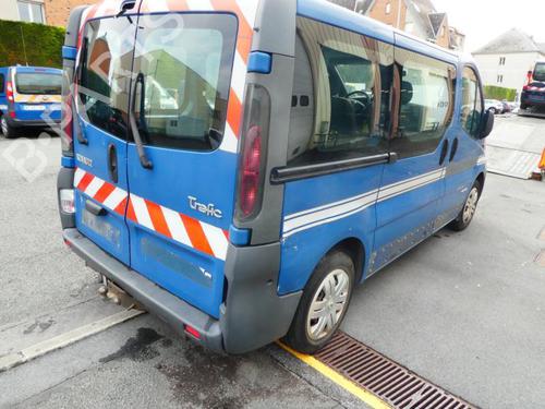 Left front fenders RENAULT TRAFIC II Bus (JL)  | BP20013305C41 