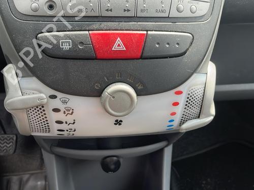 Radio PEUGEOT 107 (PM_, PN_) 1.4 HDi | BP19951245E6 