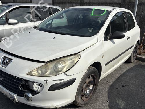 Brugte PEUGEOT 307 (3A/C) 1.6 HDi (90 hp) 4240878