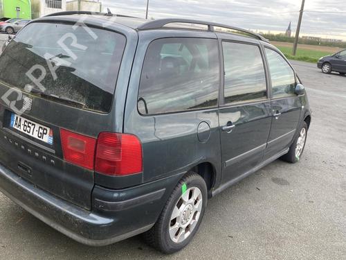 Left headlight SEAT ALHAMBRA (7V8, 7V9) 2.0 TDI | BP20219727C28 
