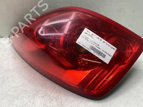 left-taillight-nissan-primera-hatchback-p12-2002-32062544 main image