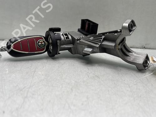 Used Ignition barrel ALFA ROMEO GIULIETTA (940_) 1.4 TB (940.FYA1A) (150 hp) 31212128