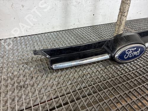 Used Grille Grille 36862963 36862963