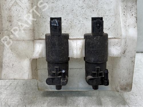 Used Windscreen washer tank Windscreen washer tank TOYOTA AYGO (_B1_) 1.0 (KGB10_, KGB10R) (68 hp) 33829990 33829990