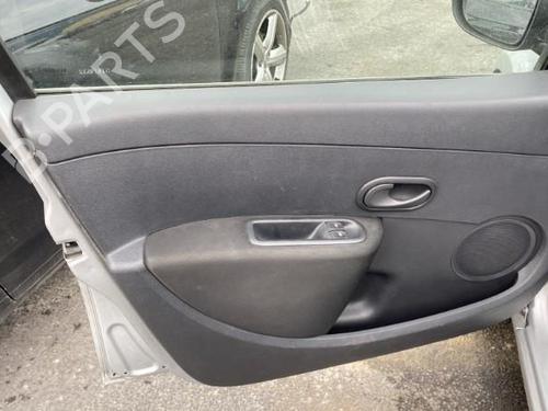 Rear parcel shelf RENAULT CLIO III (BR0/1, CR0/1) 1.2 16V (BR02, BR0J, BR11, CR02, CR0J, CR11) | BP28611555C85 