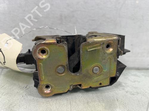 Højre bagtil lås Højre bagtil lås RENAULT LAGUNA I (B56_, 556_) 1.8 (B56Z) (94 hp) 34257292 34257292