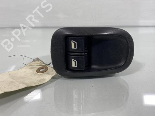 Used Left front window switch PEUGEOT 206 Hatchback (2A/C) 1.9 D (69 hp) 20009439