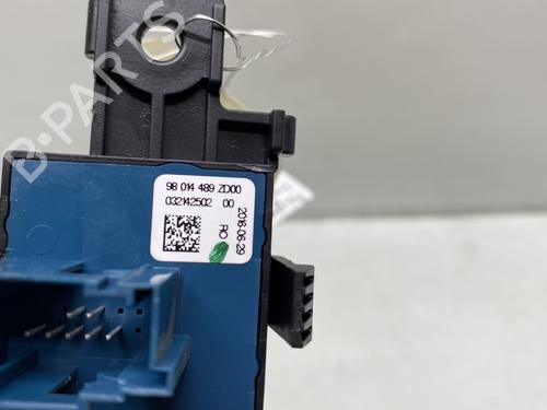 switch-citroen-c4-picasso-ii-2013-25813883 main image