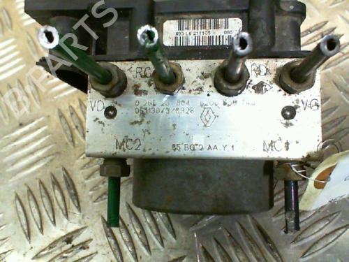 Used ABS pump ABS pump RENAULT CLIO III (BR0/1, CR0/1) 1.5 dCi (BR17, CR17) (86 hp) 19986631 19986631