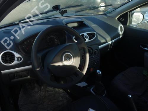 Right front fenders RENAULT CLIO III (BR0/1, CR0/1) 1.5 dCi (C/BR0G, C/BR1G) | BP32389381C42 