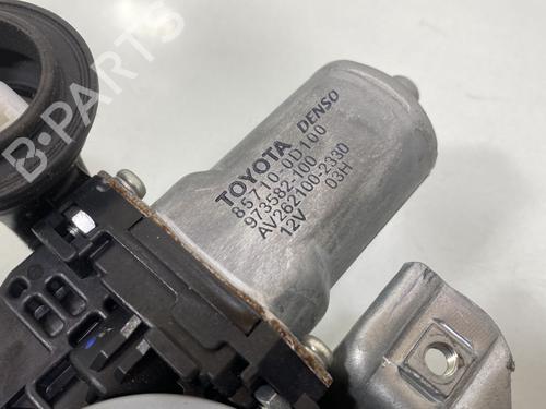 Front right window mechanism TOYOTA YARIS (_P9_) 1.4 D-4D (NLP90_, NLP90R) | BP28519635C23