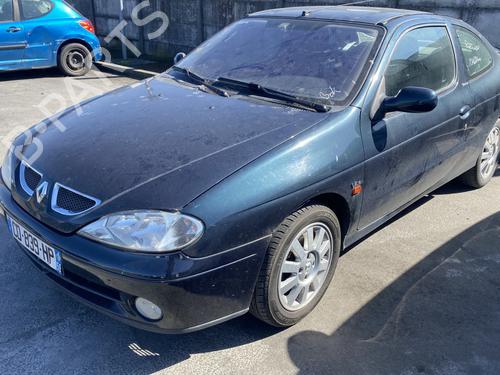 Brugte RENAULT MEGANE I Coach (DA0/1_) 1.6 16V (DA0B, DA04, DA11) (107 hp) 4237462