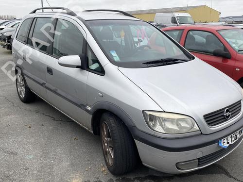 Left front fog light OPEL ZAFIRA A MPV (T98) 2.2 DTI 16V (F75) | BP19968663C30 