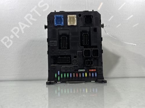 Used Fuse box PEUGEOT PARTNER Box Body/MPV 1.6 BlueHDi 100 (100 hp) 30082630