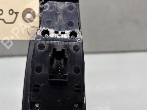 Used Left front window switch Left front window switch BMW 2 Active Tourer (F45) 218 d (150 hp) 28684347 28684347