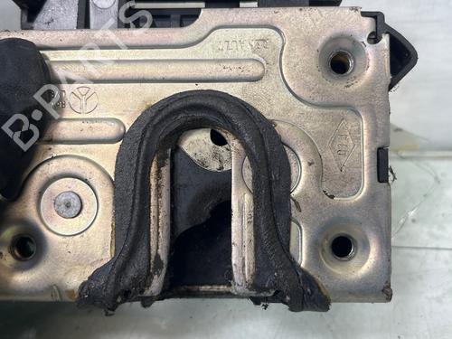 front-right-lock-dacia-sandero-2008-34561414 main image