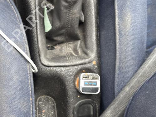 Left headlight PEUGEOT 206 Hatchback (2A/C) 1.4 HDi eco 70 | BP31175977C28 