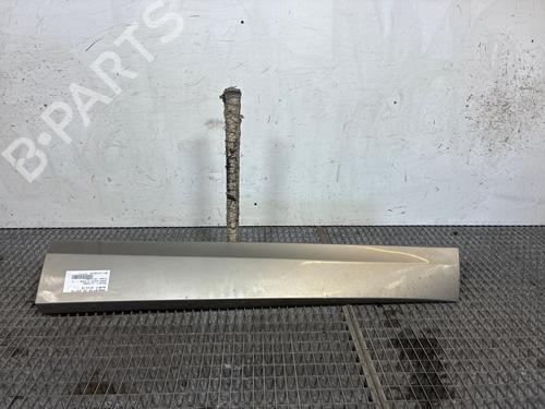 Dørlist Dørlist RENAULT GRAND SCÉNIC III (JZ0/1_) 1.5 dCi (JZ09, JZ0D, JZ10, JZ14, JZ1G, JZ29, JZ2C) (110 hp) 36162492 36162492