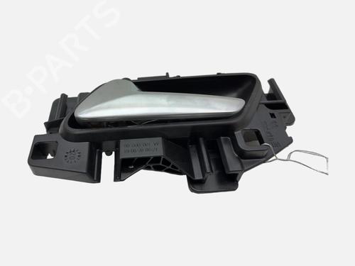 Used Front left interior door handle Front left interior door handle PEUGEOT 308 II (LB_, LP_, LW_, LH_, L3_) 1.5 BlueHDi 130 (131 hp) 39995769 39995769