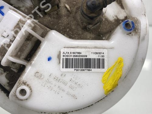Used Fuel pump Fuel pump 20008798 20008798