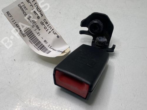 Used Seat buckle FIAT GRANDE PUNTO (199_) 1.2 (65 hp) 30181102