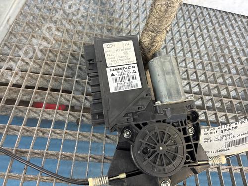 Front left window mechanism AUDI A4 B7 (8EC) 1.9 TDI | BP31877765C22 - Image 3