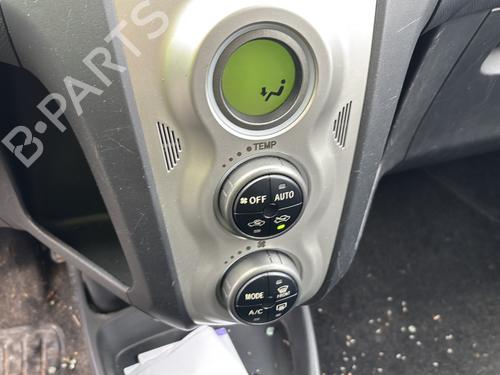 Left front window switch TOYOTA YARIS (_P9_) 1.4 D-4D (NLP90_, NLP90R) | BP27404721I27 