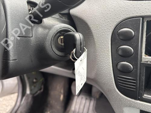 Hand brake CITROËN C3 Pluriel (HB_) 1.4 HDi | BP31804465I18 - Image 15