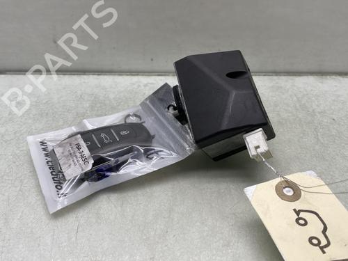 Used Ignition barrel PEUGEOT 3008 II SUV (MC_, MR_, MJ_, M4_) 1.2 THP/ PureTech 130 (MRHNSM, MRHNSU, MRHNSJ, MRHNYW,... (131 hp) 23764805