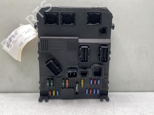 fuse-box-peugeot-206-2l_-2m_-2009-2010-2011-2012-2013-31920260 main image