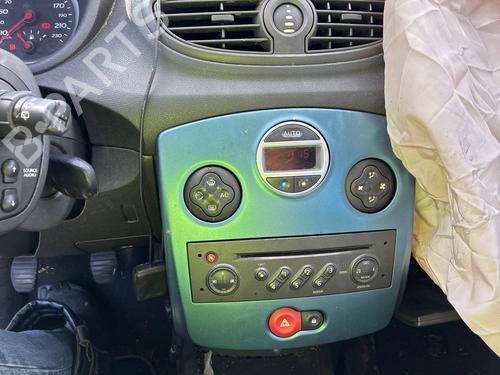 Switch RENAULT CLIO III (BR0/1, CR0/1) 1.5 dCi (C/BR0G, C/BR1G) | BP39947136I30 - Image 22