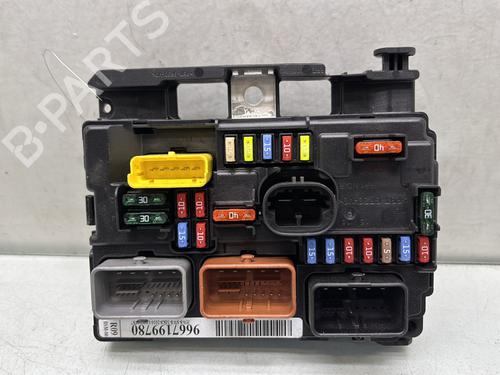 Used Fuse box Fuse box PEUGEOT 207 (WA_, WC_) 1.4 HDi (68 hp) 34449888 34449888
