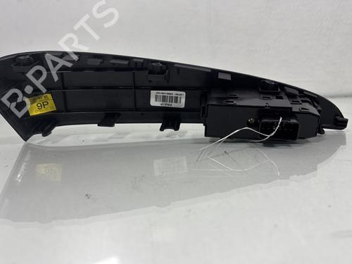 Right rear window switch HYUNDAI ix35 (LM, EL, ELH) 1.7 CRDi | BP29841956I28