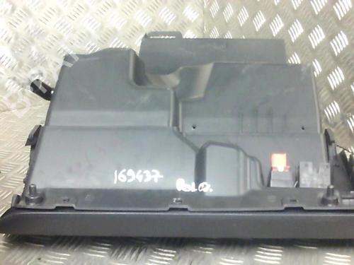 Used Glove box VW POLO V (6R1, 6C1) 1.2 (70 hp) 19985642