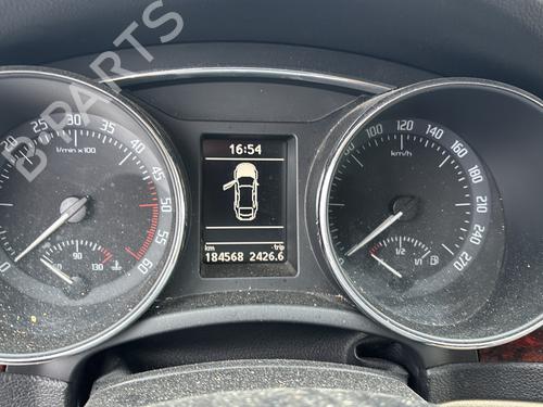 Right front window switch SKODA SUPERB II (3T4) 2.0 TDI | BP29574669I26  - Image 17