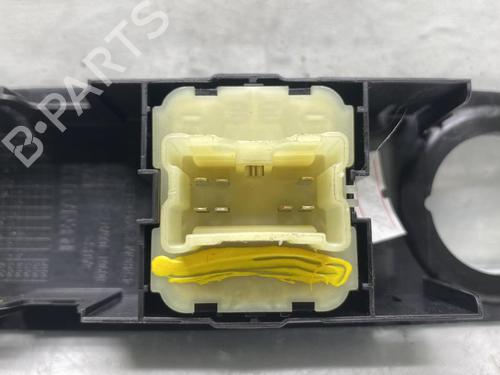 Used Left front window switch RENAULT CLIO IV (BH_) 1.5 dCi 90 (90 hp) 19992237