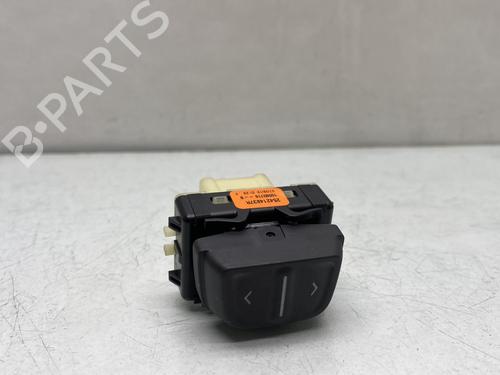 Venstre fortil elrude kontakt DACIA SANDERO II TCe 90 (B8M1, B8MA, B8AC) (90 hp) 31354436