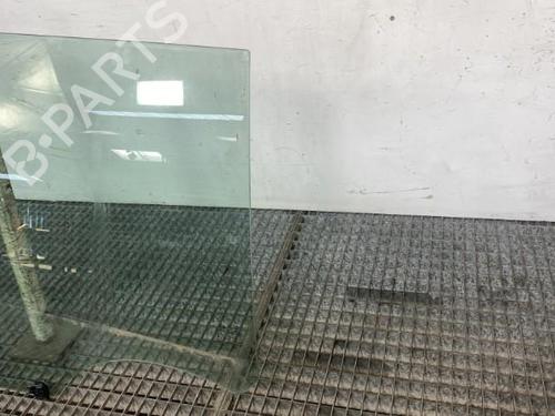 Used Rear right door window Rear right door window 21045054 21045054