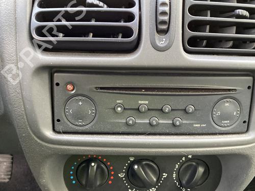 Rudehejsemekanisme Højre foran RENAULT CLIO II (BB_, CB_) 1.4 (B/CB0C, B/CB0S) | BP29707576C23 