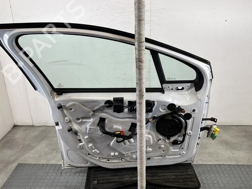 Left front door PEUGEOT 208 I (CA_, CC_) 1.2 VTI 82 | BP29564716C2 