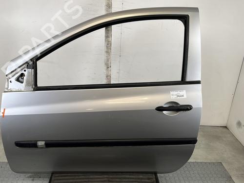 Used Left front door RENAULT CLIO III (BR0/1, CR0/1) 1.5 dCi (C/BR0G, C/BR1G) (68 hp) 29508193