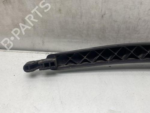 Used Rear windshield wiper arm Rear windshield wiper arm 19951227 19951227
