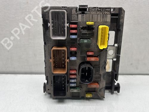 Used Fuse box PEUGEOT 307 Break (3E) 1.6 HDi 110 (109 hp) 29841618