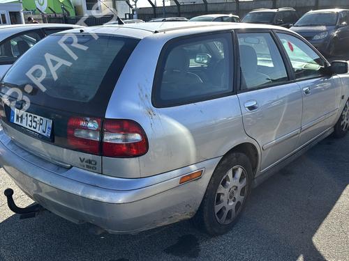 Left front indicator VOLVO V40 Estate (645) 1.9 DI | BP24294900C32 