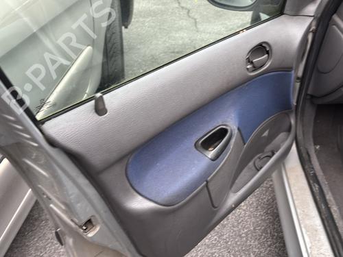 Left headlight PEUGEOT 206 Hatchback (2A/C) 2.0 HDI 90 | BP32263928C28 