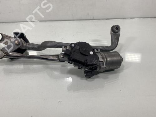 Front wiper motor TOYOTA YARIS (_P13_) 1.0 (KSP130_, KSP130) | BP19958685M29 