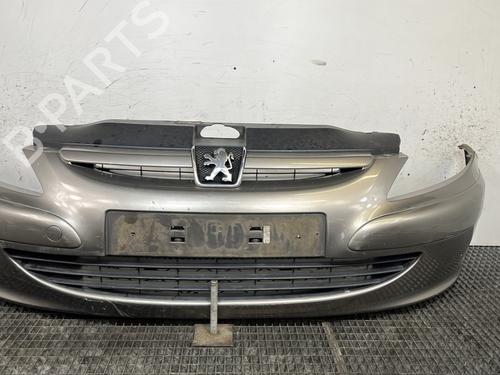 Used Front bumper PEUGEOT 307 Break (3E) 2.0 HDI 110 (107 hp) 31095348