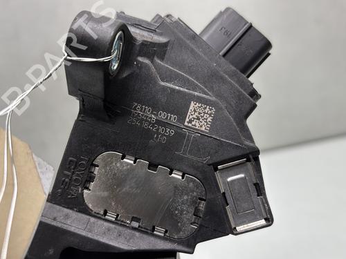 pedal-toyota-yaris-_p13_-2010-2011-2012-2013-2014-2015-2016-2017-2018-2019-2020-28704791 main image