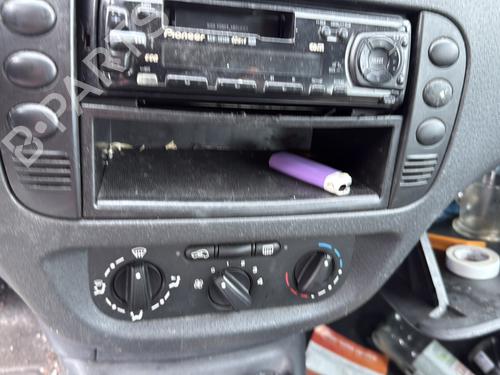 Front left interior door handle CITROËN C2 (JM_) | BP36150224I13 - Image 15